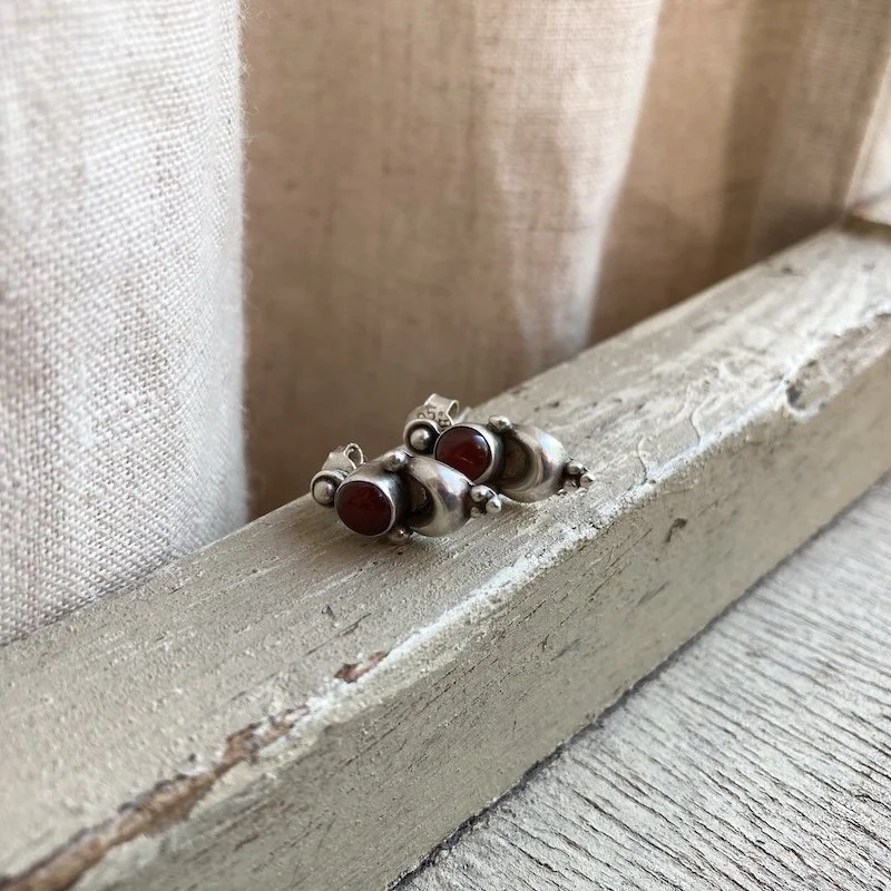 vintage sterling silver carnelian earrings 4.jpeg