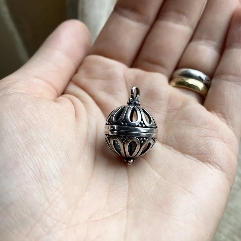 Beautiful Balinese Sterling Silver Locket Pendant