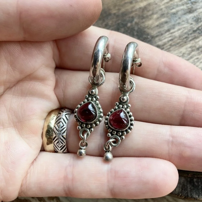 Indian sterling silver dangly garnet hoops 1.jpeg