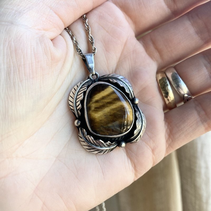 vintage Mexican sterling silver and tiger's eye neckace 3.jpeg