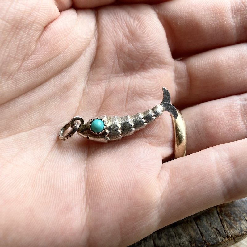 vintage sterling silver blue-eyed fish pendant 5.jpeg