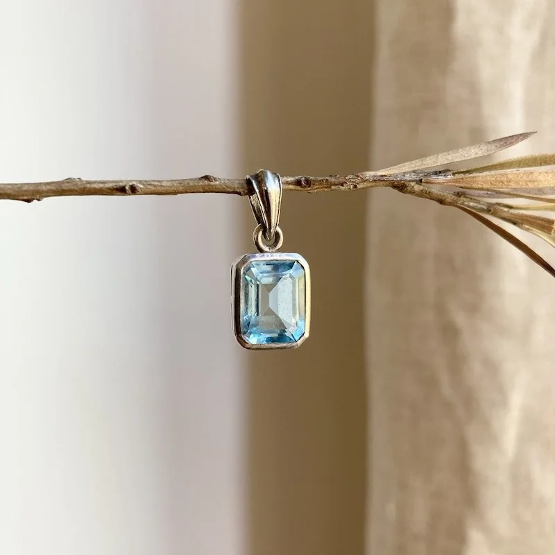 Dreamy Vintage Sterling Silver Blue Topaz Pendant