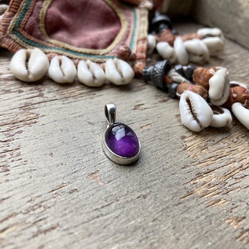 Lovely Sterling Silver Simple Amethyst Pendant
