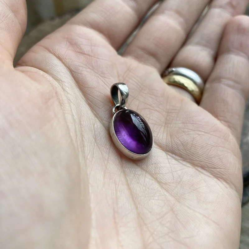 Lovely Sterling Silver Simple Amethyst Pendant