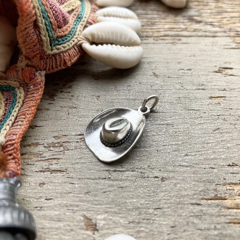 sterling silver cowboy hat pendant 1.jpeg