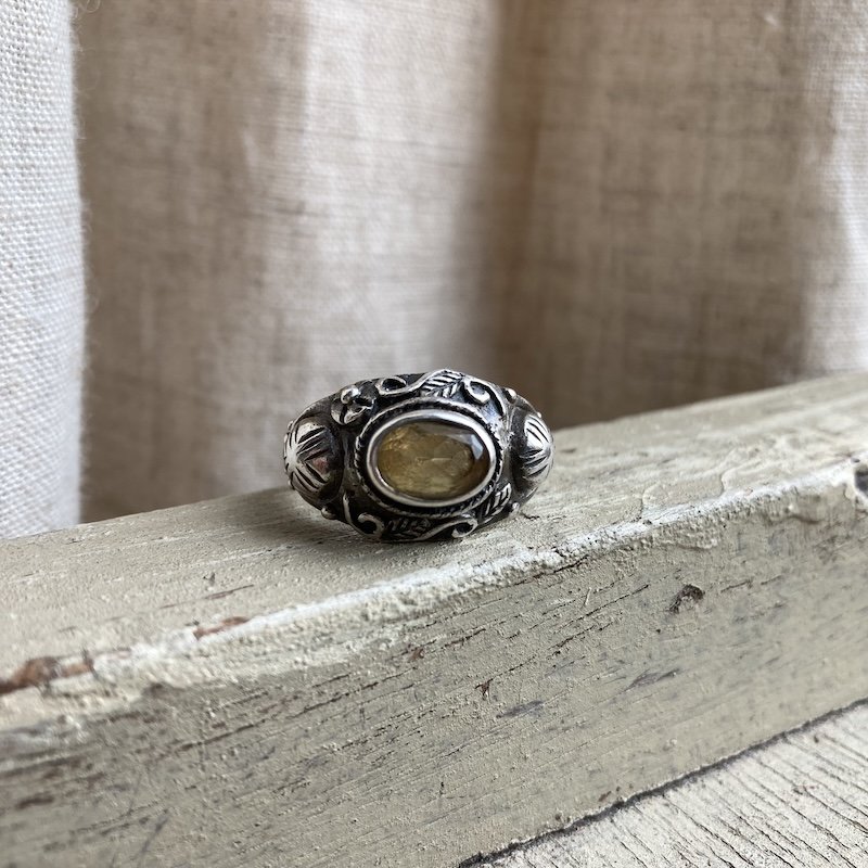 vintage ornate sterling silver citrine ring 2.jpeg