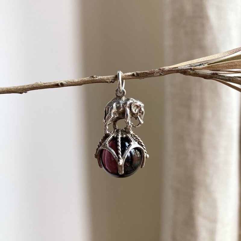 Beautiful Vintage Sterling Silver Elephant Pendant