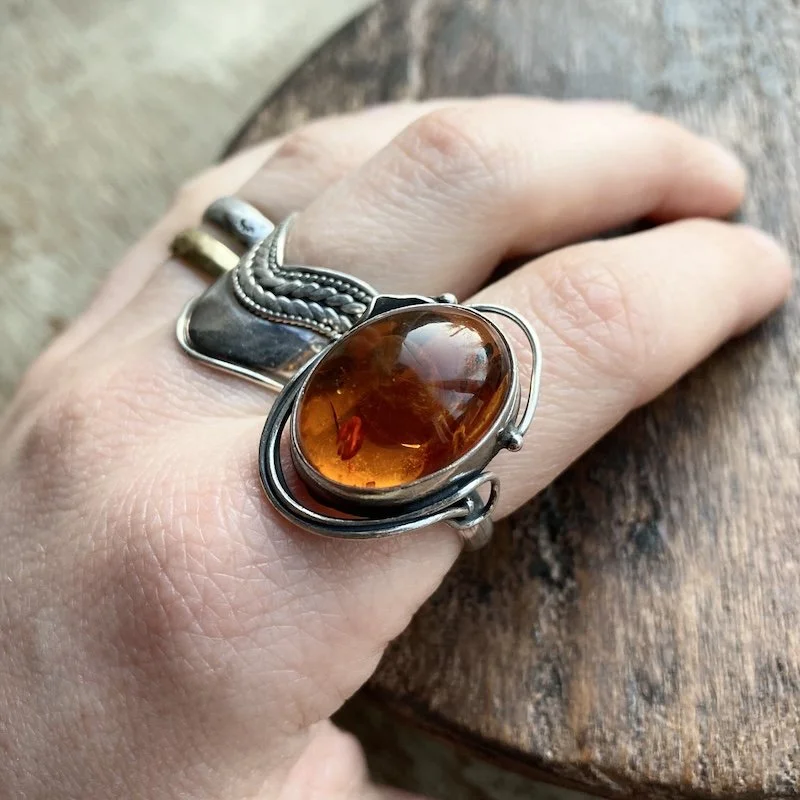 vintage sterling silver and amber ring 5.jpeg