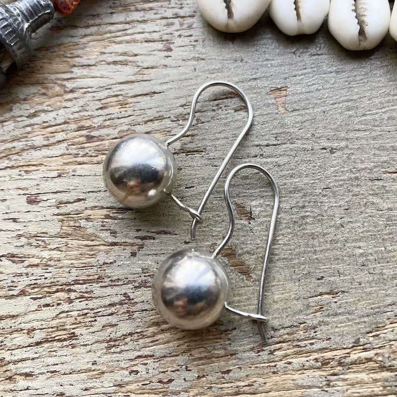 vintage sterling silver ball earrings 2.jpeg