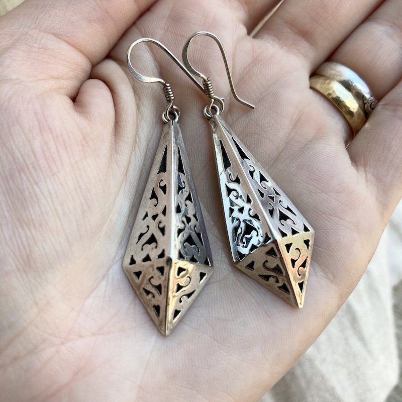 Lovely Vintage Mexican Sterling Silver Openwork Earrings