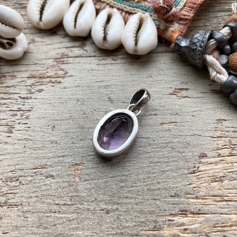 Pretty Vintage Simple Sterling Silver Amethyst Pendant