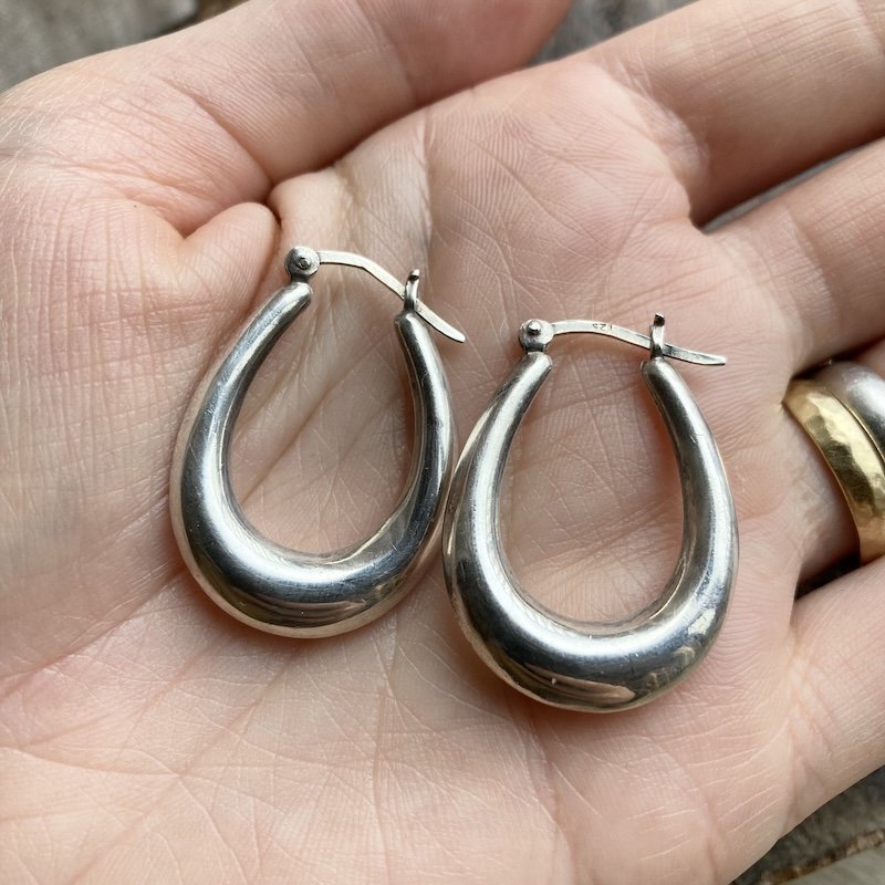 vintage sterling silver oval hoops 3.jpeg