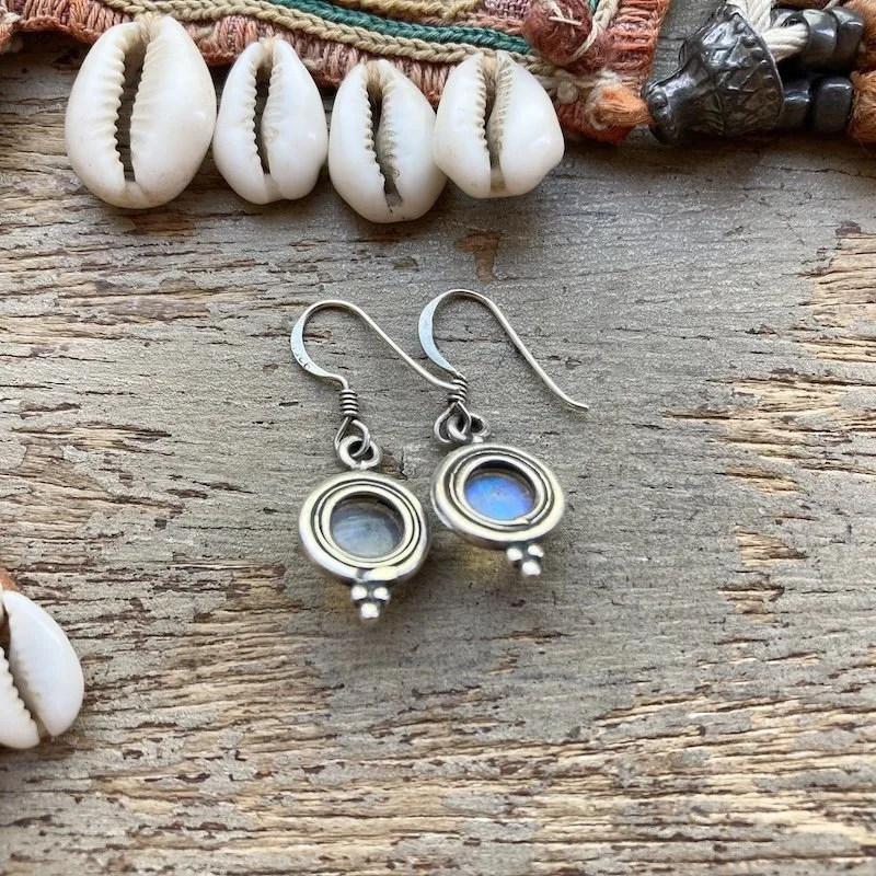 vintage sterling silver rainbow moonstone earrings 3.jpeg