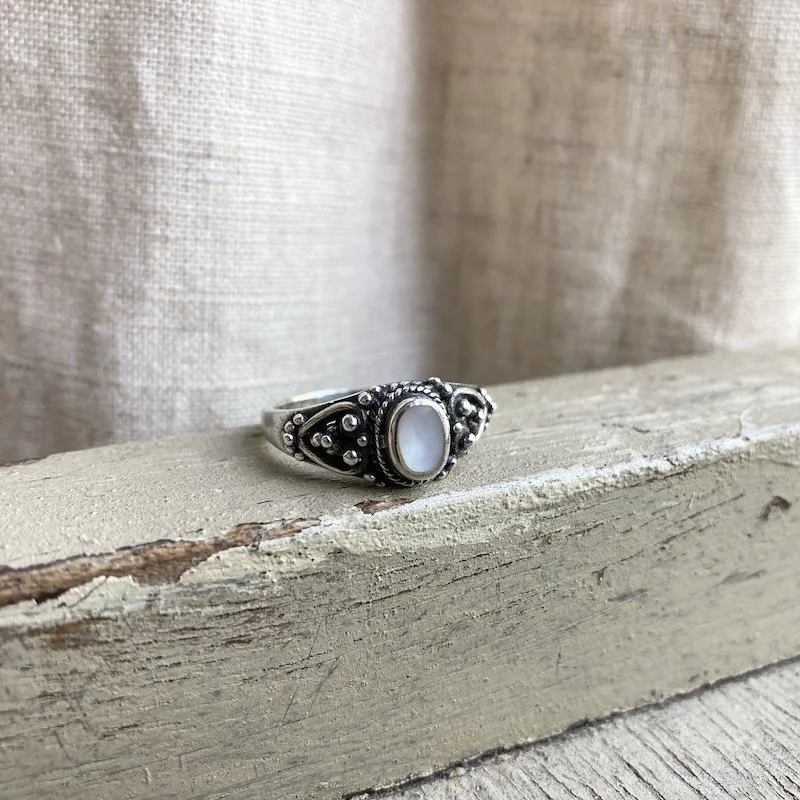 ornate sterling silver and mother of pearl ring 3.jpeg