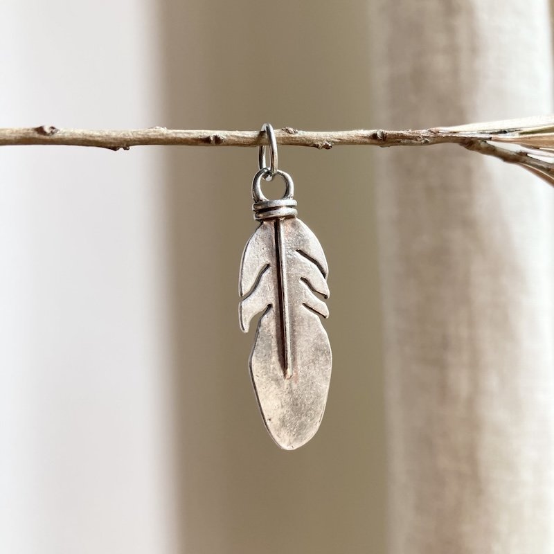 Lovely Vintage Solid Silver Feather Pendant