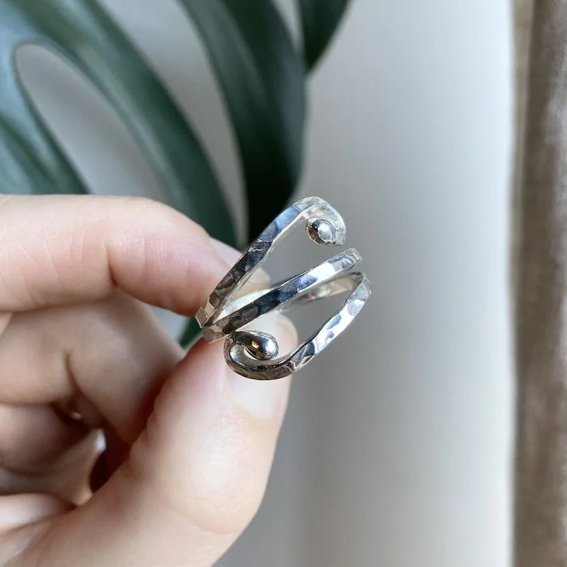 hammered solid silver ring 2.jpeg