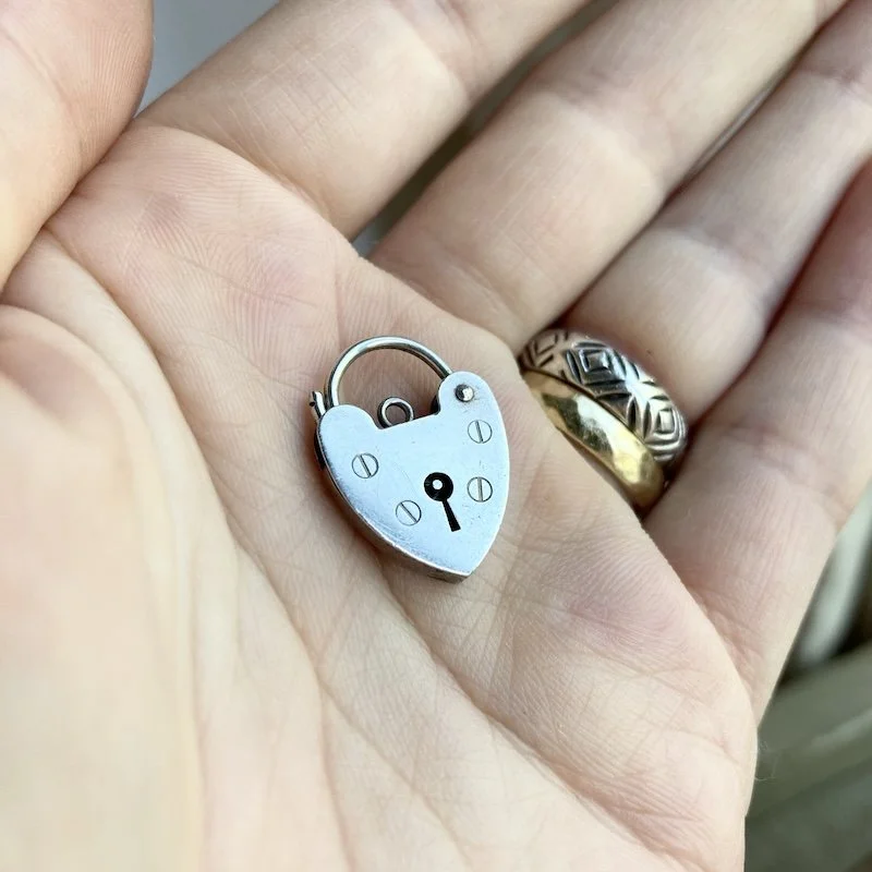 vintage sterling silver love heart padlock PH3 4.jpeg