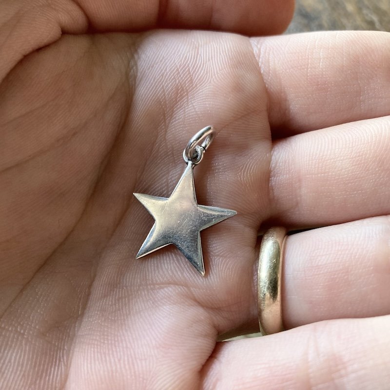 simple vintage sterling silver star pendant 4.jpeg
