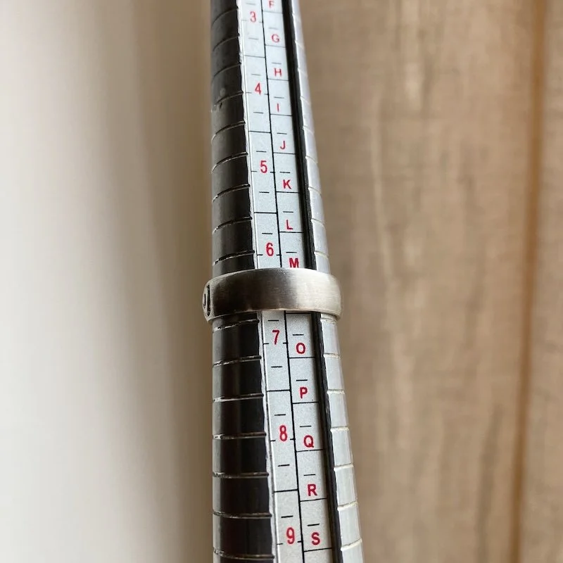 vintage sterling silver swirly patterned ring 4.jpeg