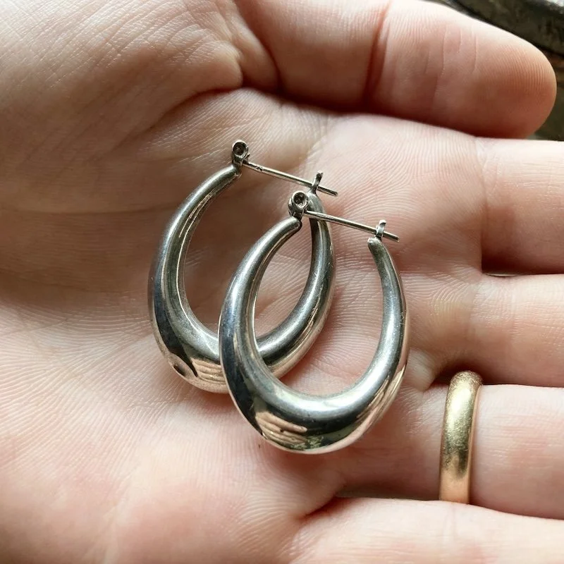 vintage simple sterling silver oval hoops 3.jpeg