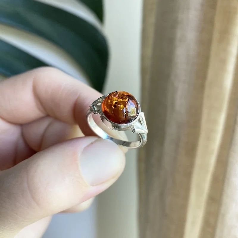 vintage sterling silver amber ring 1.jpeg
