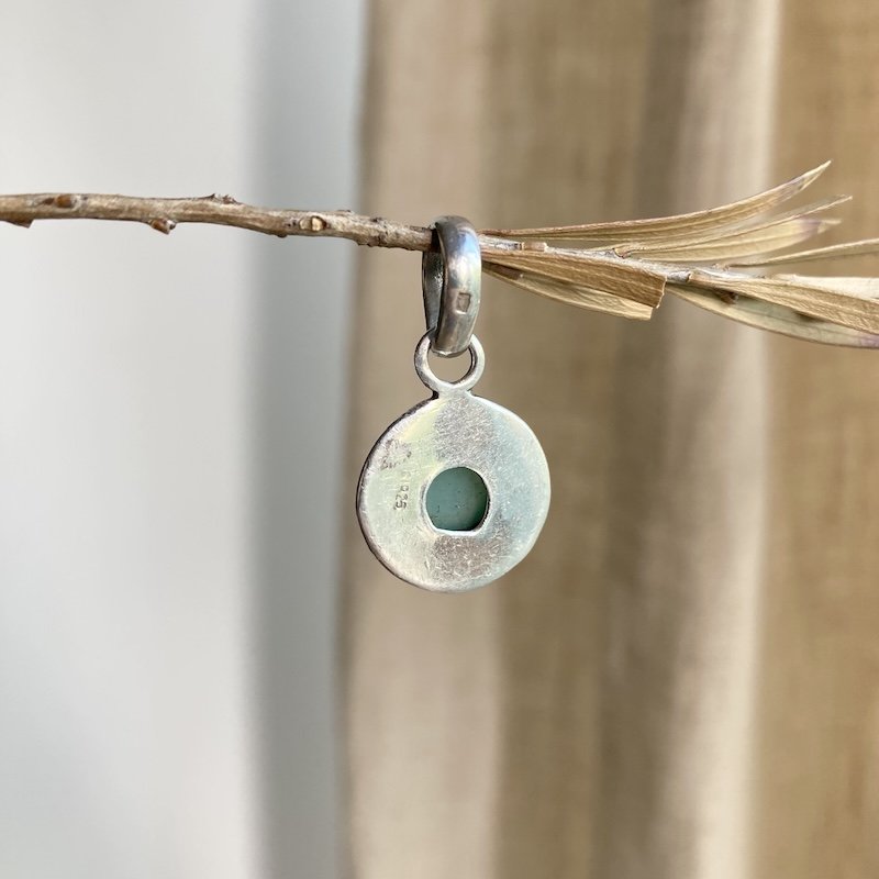 ornate sterling silver and chalcedony pendant 2.jpeg