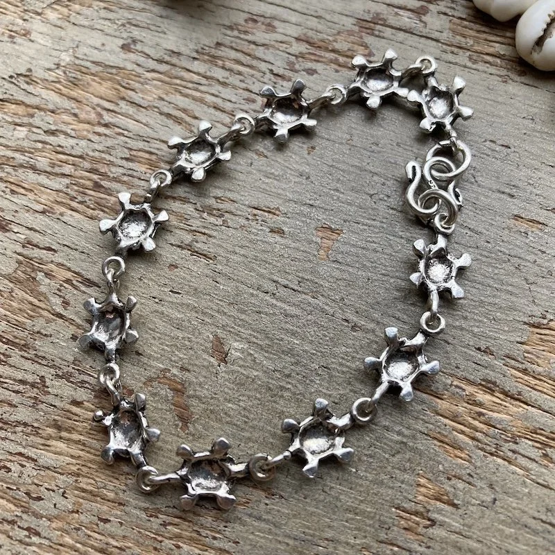 Sterling silver turtle bracelet 3.jpeg