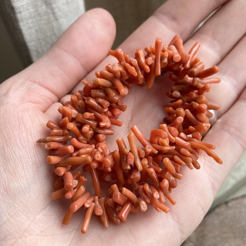 Beautiful Vintage Natural Red Coral necklace