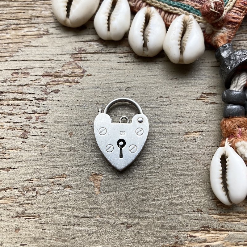 Pretty Vintage Sterling Silver Love Heart Padlock