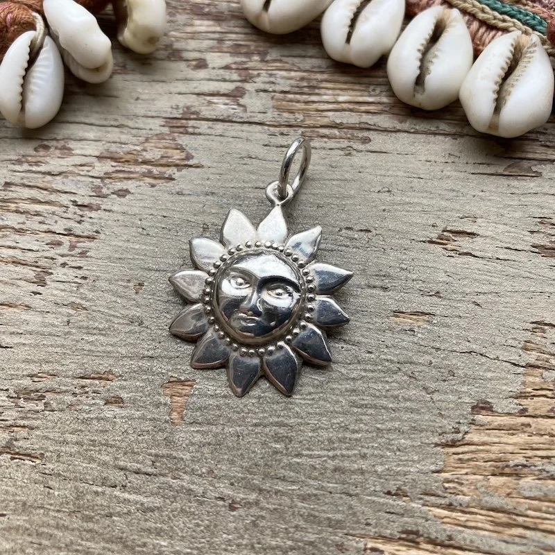 vintage sterling silver celestial sun pendant 2.jpeg