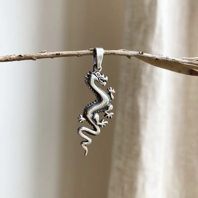 vintage sterling silver dragon pendant 4.jpeg