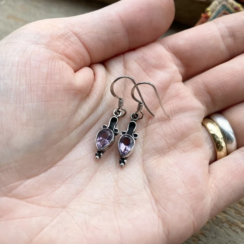pretty Indian sterling silver amethyst earrings 4.jpeg