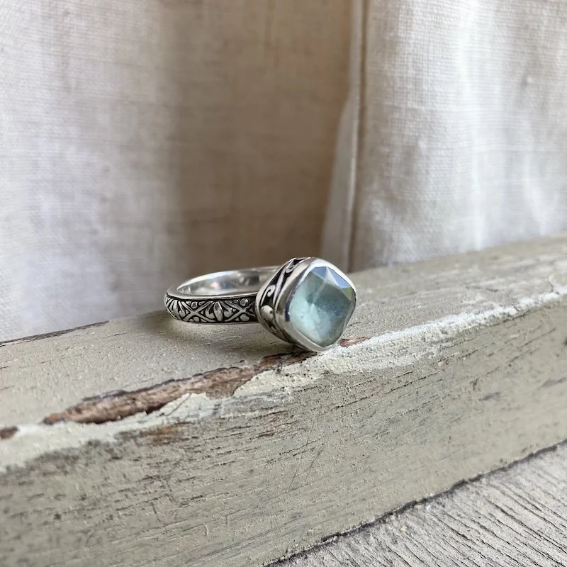 Balinese sterling silver aquamarine ring 2.jpeg