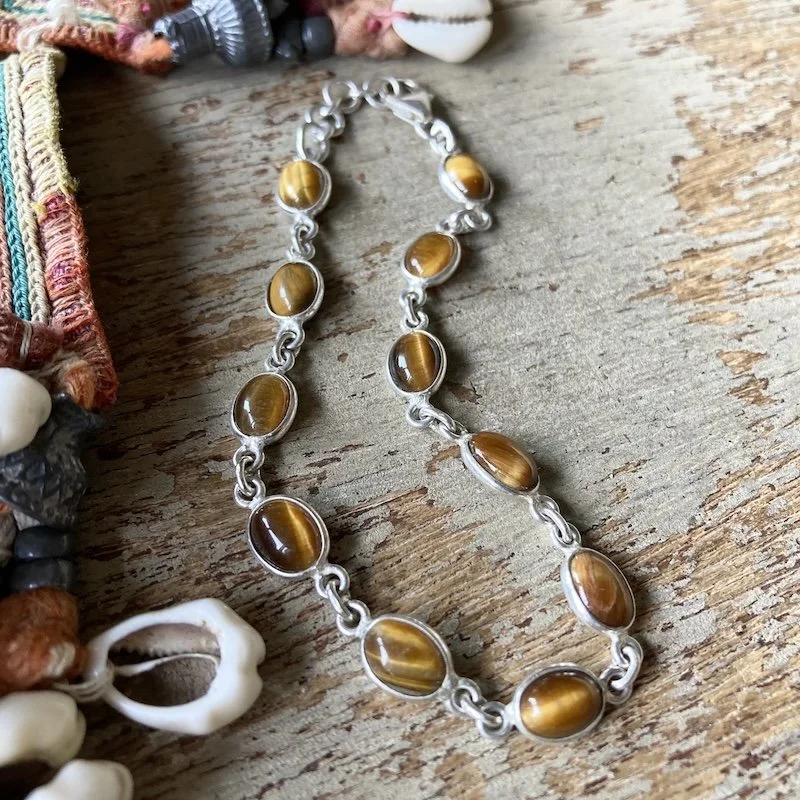 sterling silver and tiger's eye bracelet 3.jpeg