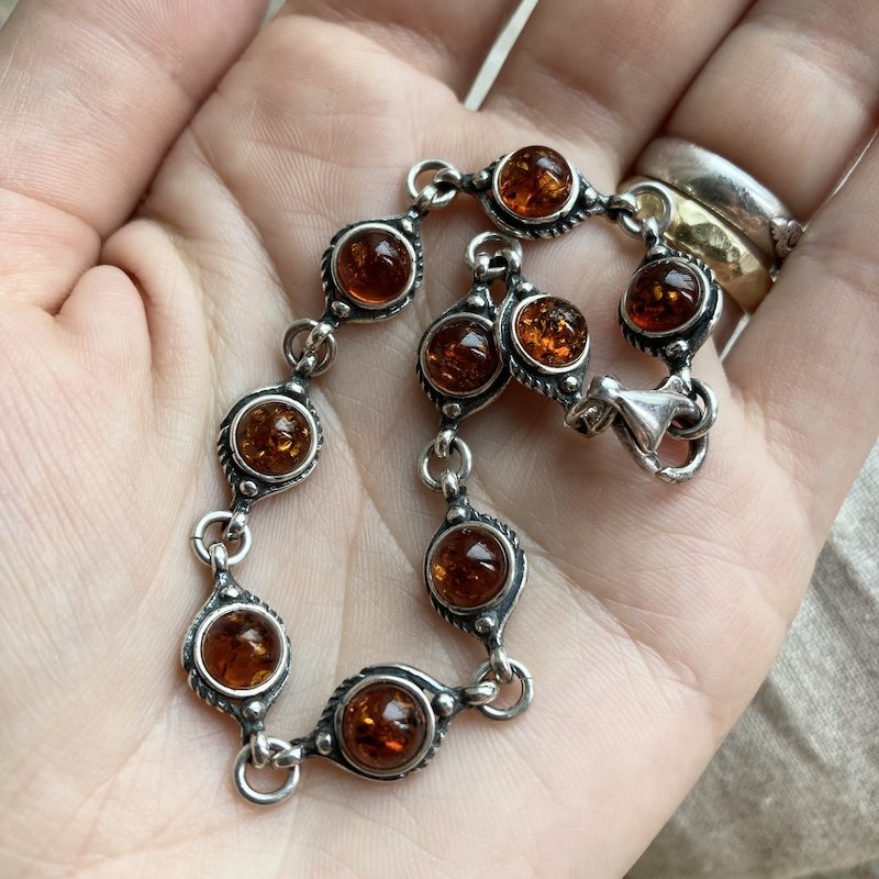 Beautiful Vintage Sterling Silver Amber Bracelet