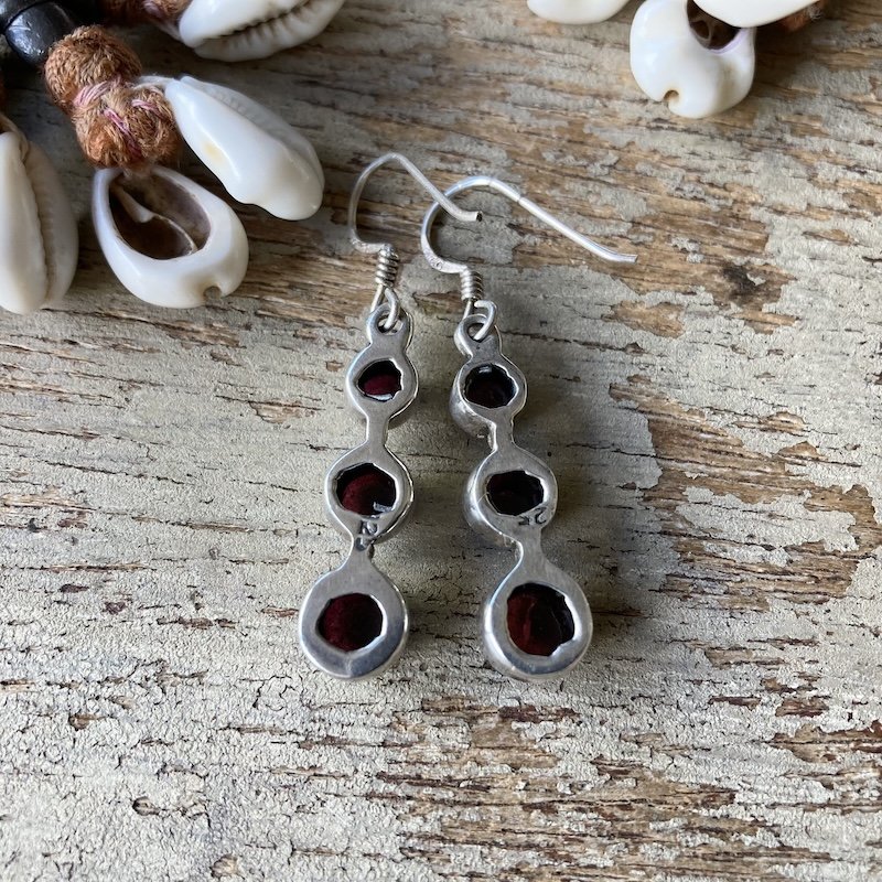 vintage sterling silver triple garnet earrings 3.jpeg