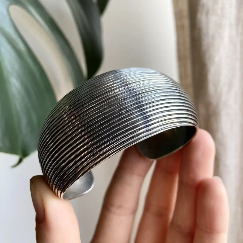 vintage Mexican solid silver chunky cuff bangle 2.jpeg