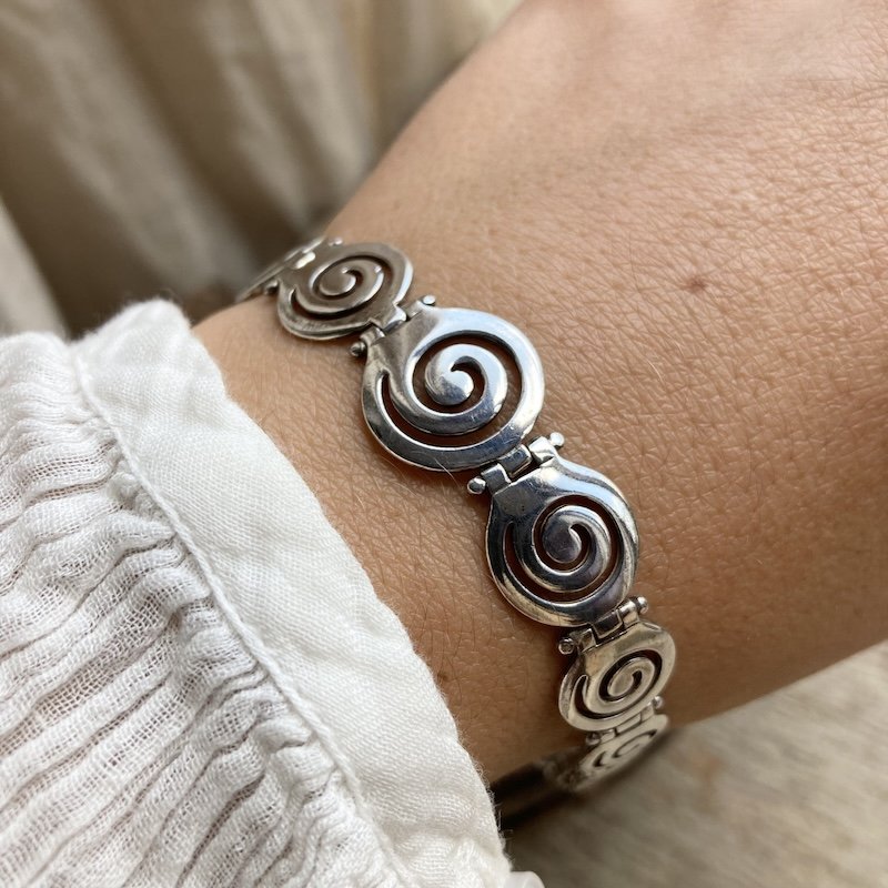 Funky Vintage Solid Silver Spiral Bracelet