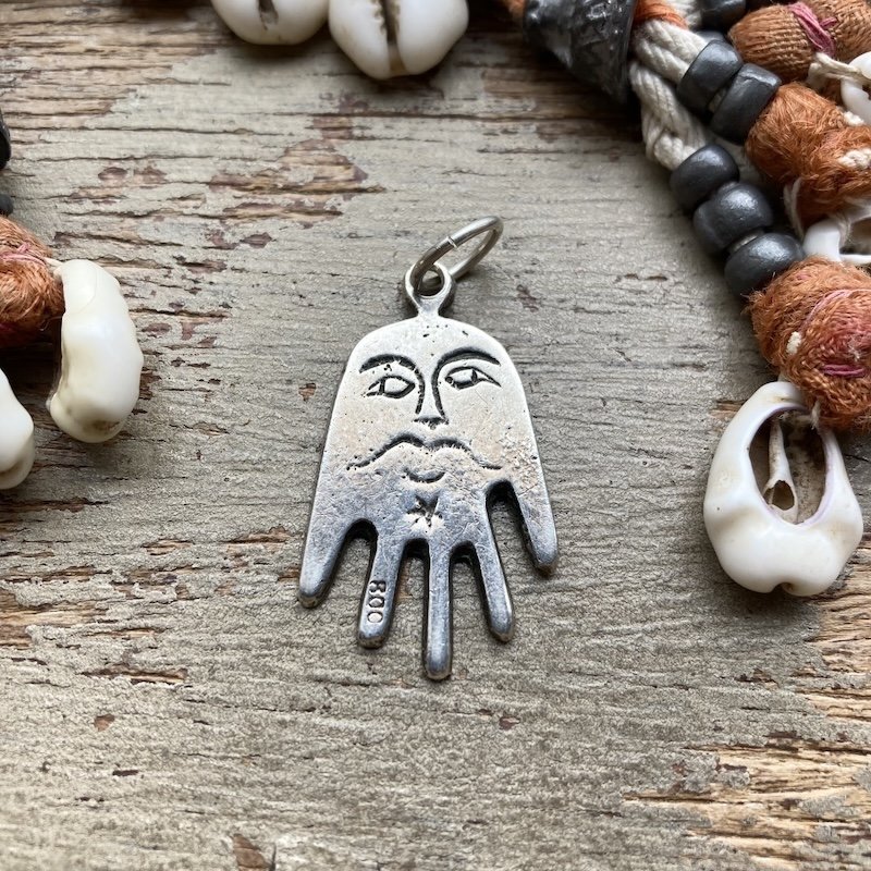 vintage 800 silver double-sided hand pendant 1.jpeg
