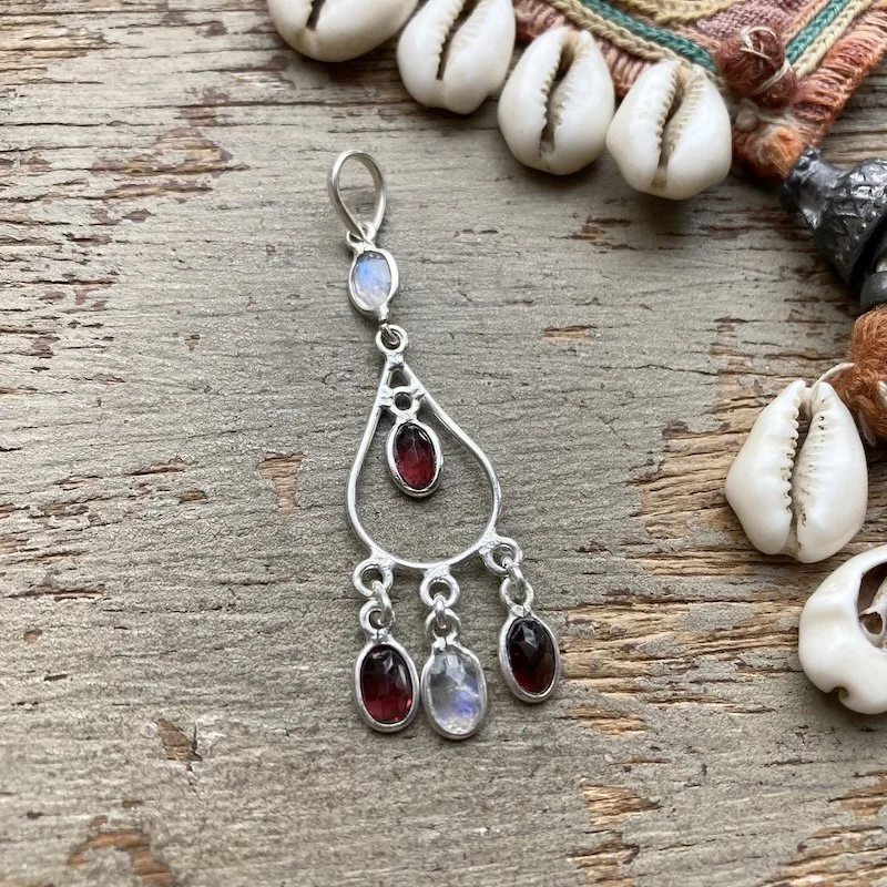 sterling silver dreamy crystal pendant 2.jpeg