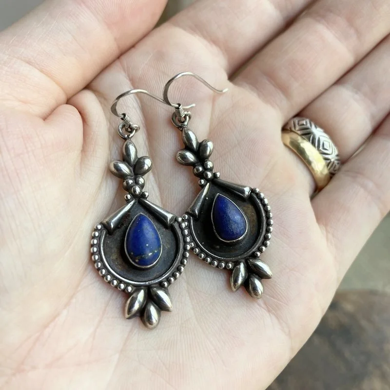 vintage Indian sterling silver and lapis lazuli earrings 4.jpeg