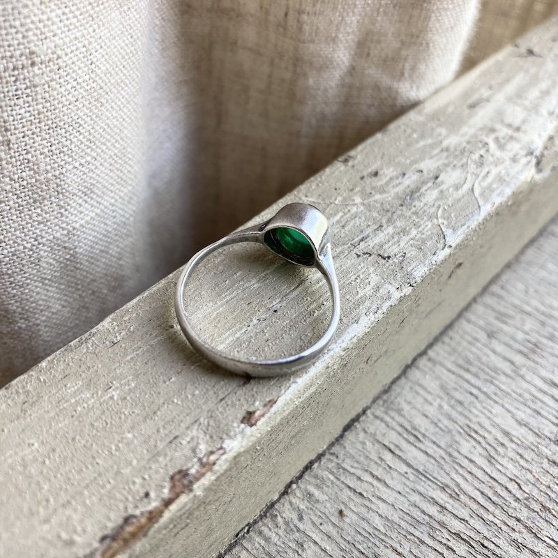vintage sterling silver green onyx ring 1.jpeg