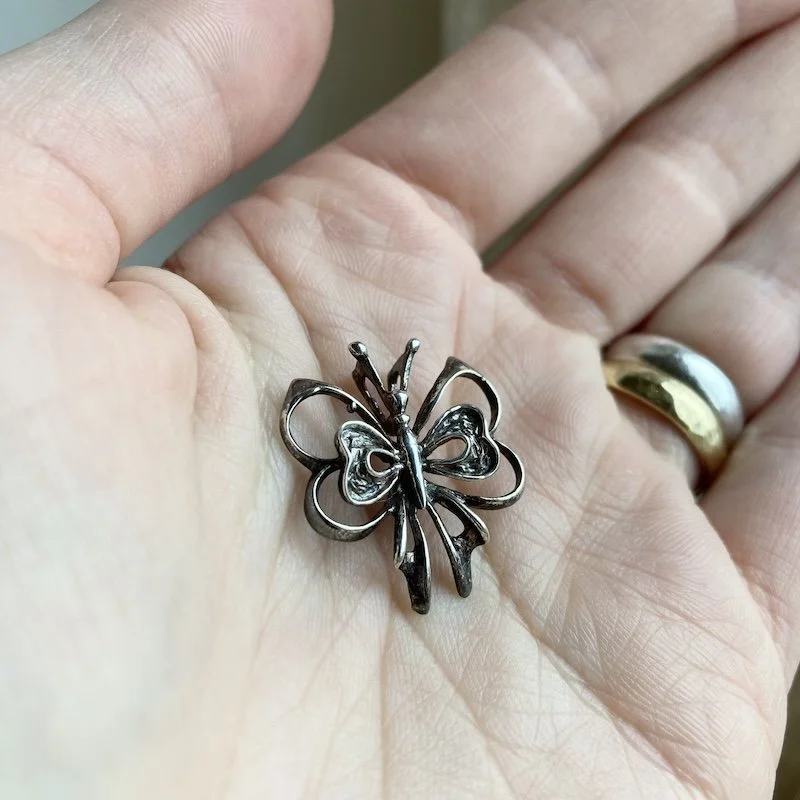 vintage sterling silver butterfly pendant 3.jpeg