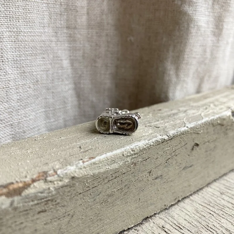 sterling silver 'woman who lived in a shoe' pendant 3.jpeg