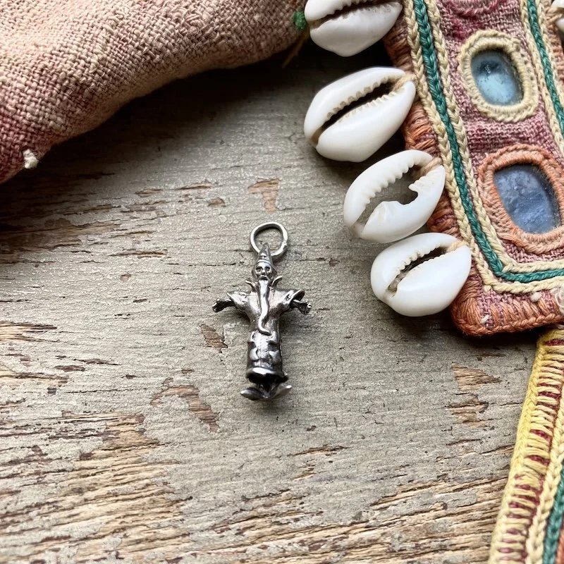 vintage sterling silver wizard pendant 1.jpeg
