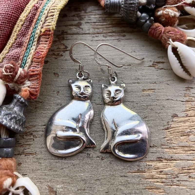 vintage sterling silver cat earrings 1.jpeg