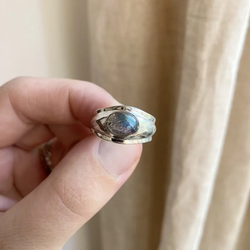 simple sterling silver labradorite ring 4.jpeg