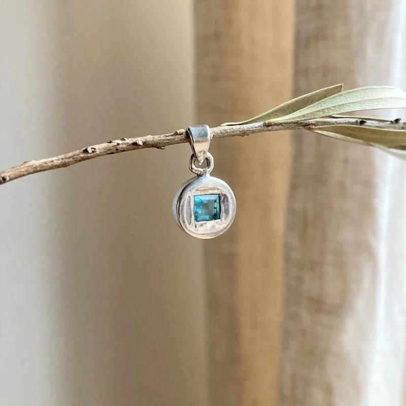 sterling silver blue crystal pendant 5.jpeg