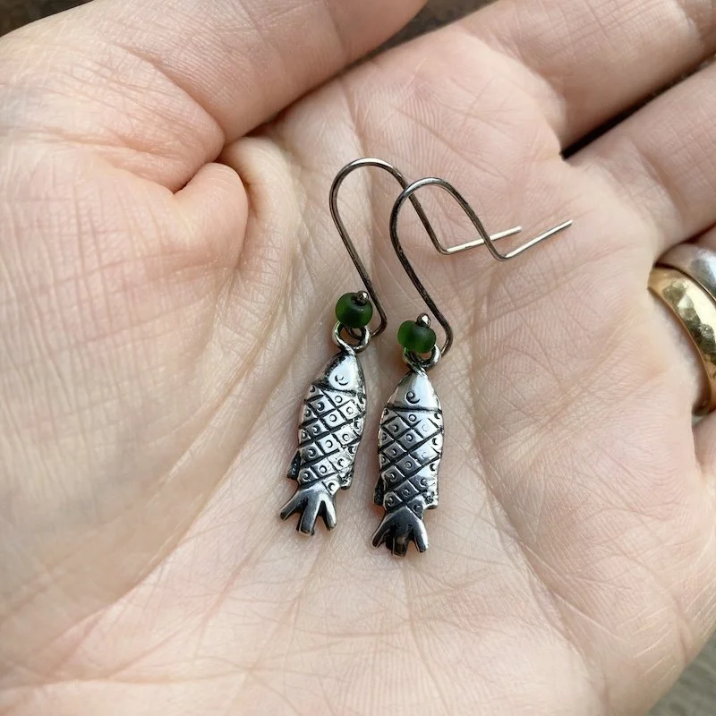 vintage sterling silver fish earrings 4.jpeg