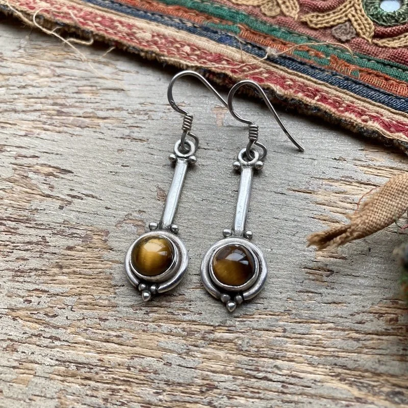 Lovely Vintage Sterling Silver Tiger's Eye Earrings